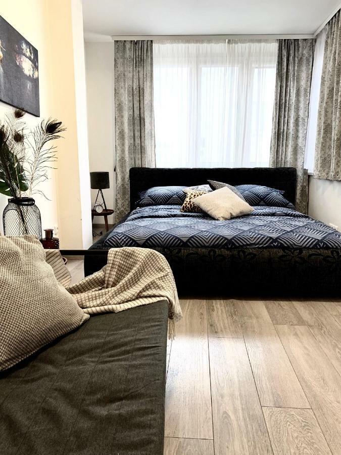 Oldtown Safari Lodge 브라티슬라바 외부 사진